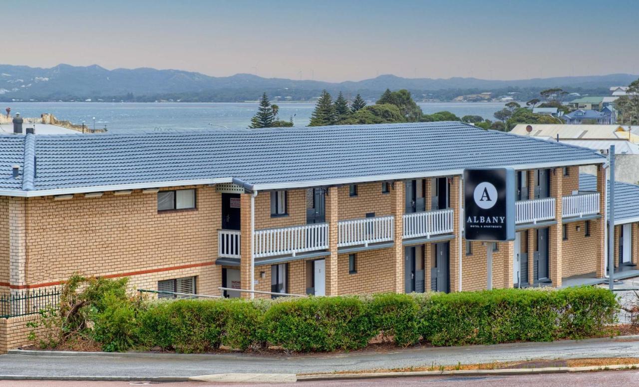 Albany Motel & Apartments Extérieur photo